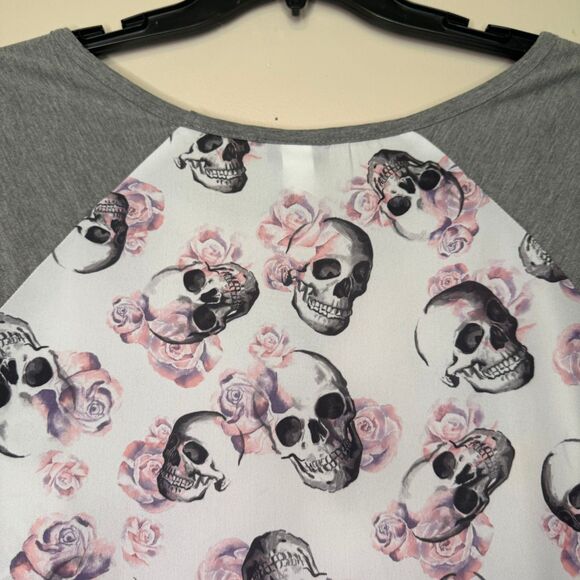TORRID women's plus size 1X raglan skulls roses Halloween sheer spooky top shirt - Picture 5 of 12